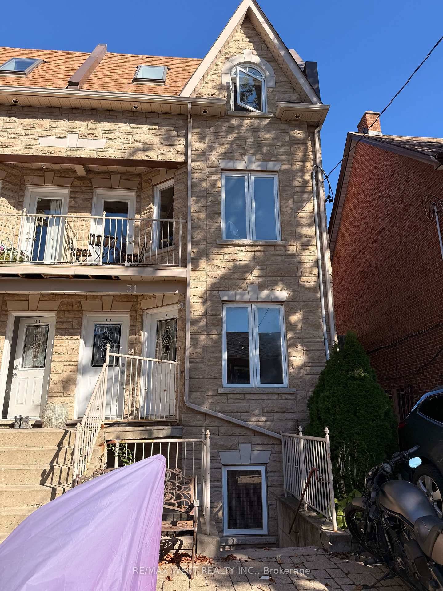 Welcome to 31A Brookfield St, Toronto !