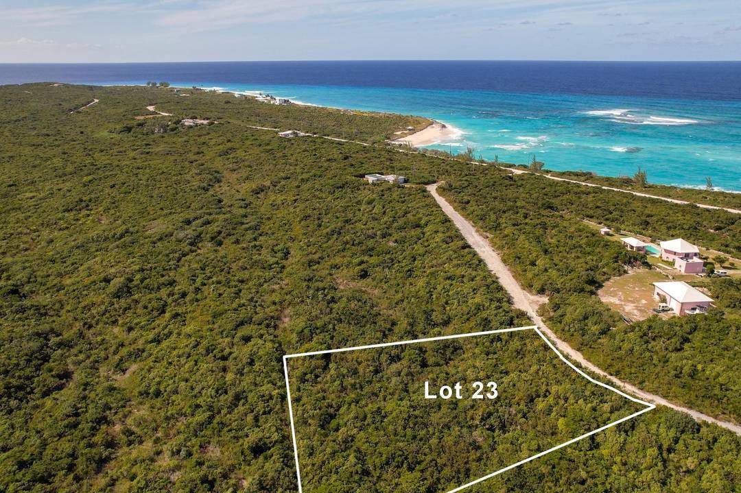 COLUMBUS LANDINGS SAN SAL Land San-Salvador