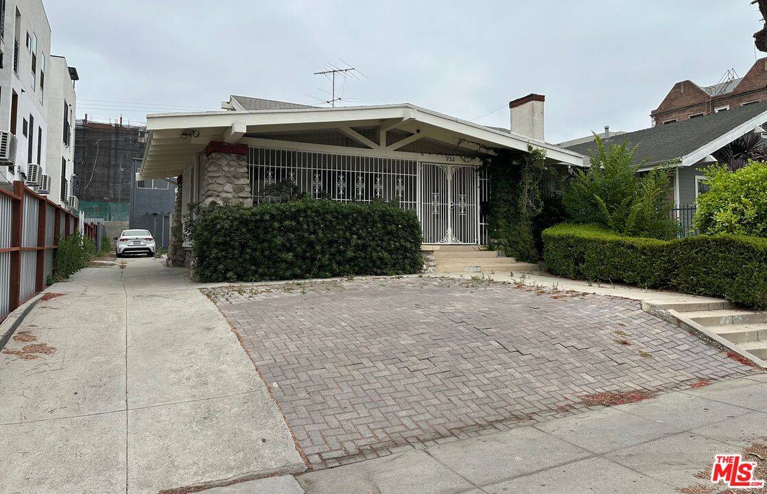 932  S Harvard Blvd 3BR La
