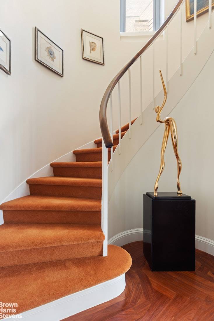Sprawling Park Avenue Duplex with Private Terrace amp ; Iconic Skyline Views Welcome to Apartment 11 12B, an impeccably maintained, one of a kind terraced duplex at 650 Park Avenue.