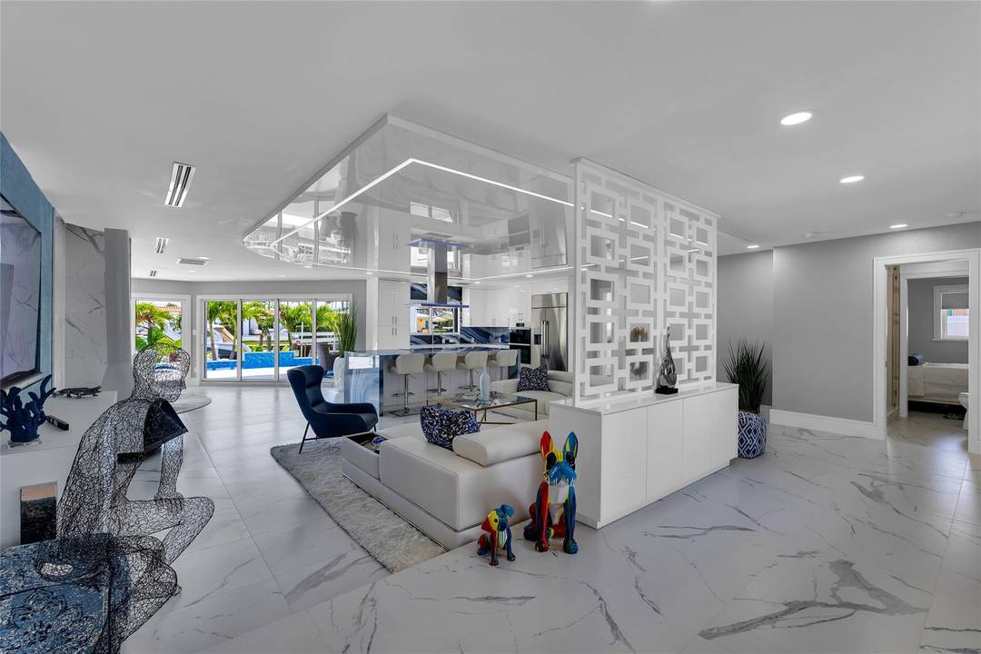 FULLY TURN KEY FURNISHED 5 STAR RESORT STYLE WATERFRONT ESTATE IN SOUGHT AFTER HARBOR VILLAGE !