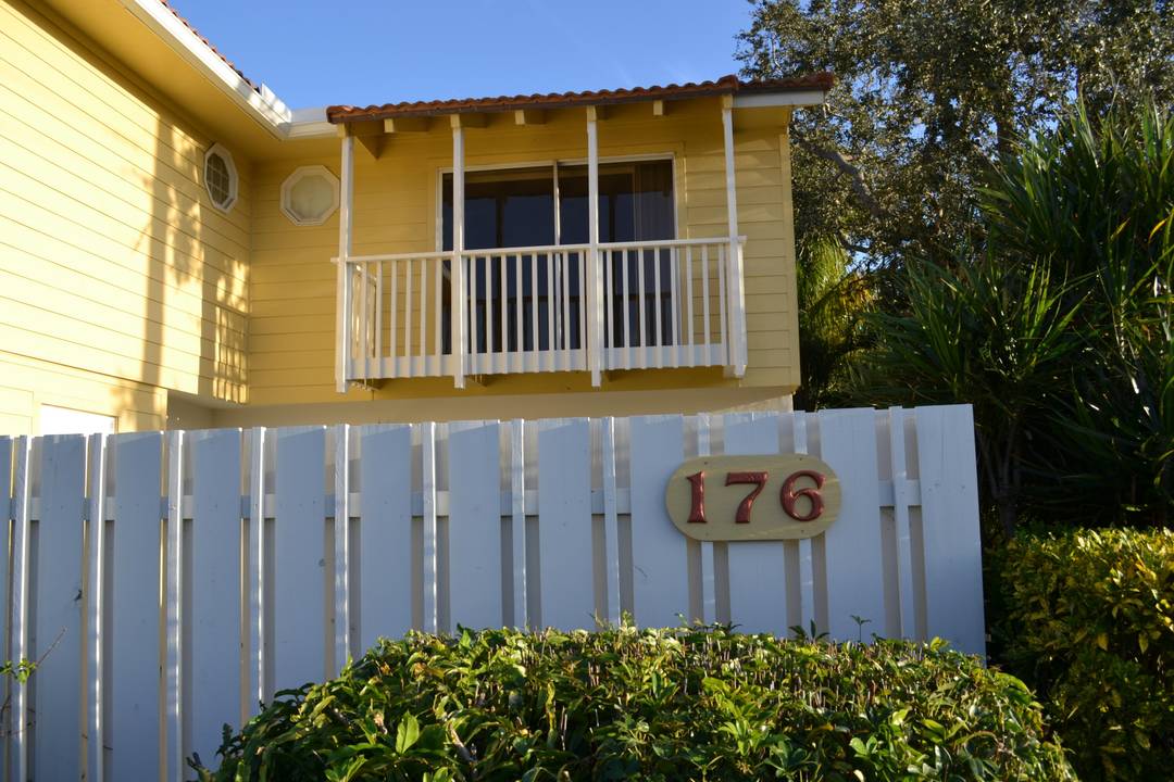 Welcome to PARADISE ! This Spacious 2 2.