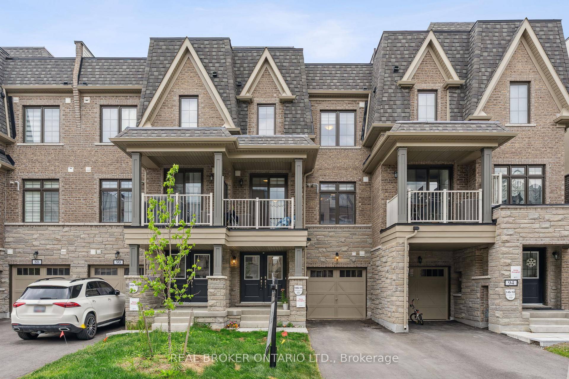 A Rare Find in Union Village Welcome to this 2 year new, 100 freehold townhouse in the prestigious Minto Union Village, offering a rare opportunity to own in one of ...