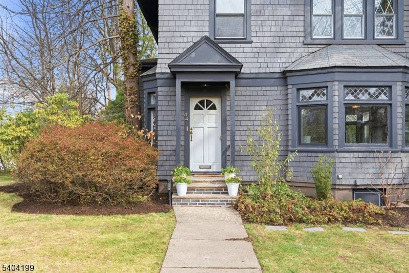 Location, layout, and limitless potential !