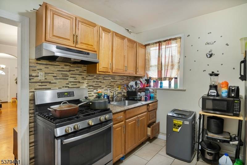 Exceptional 4 Bedroom Single Family Home Investor Friendly with Great Potential !