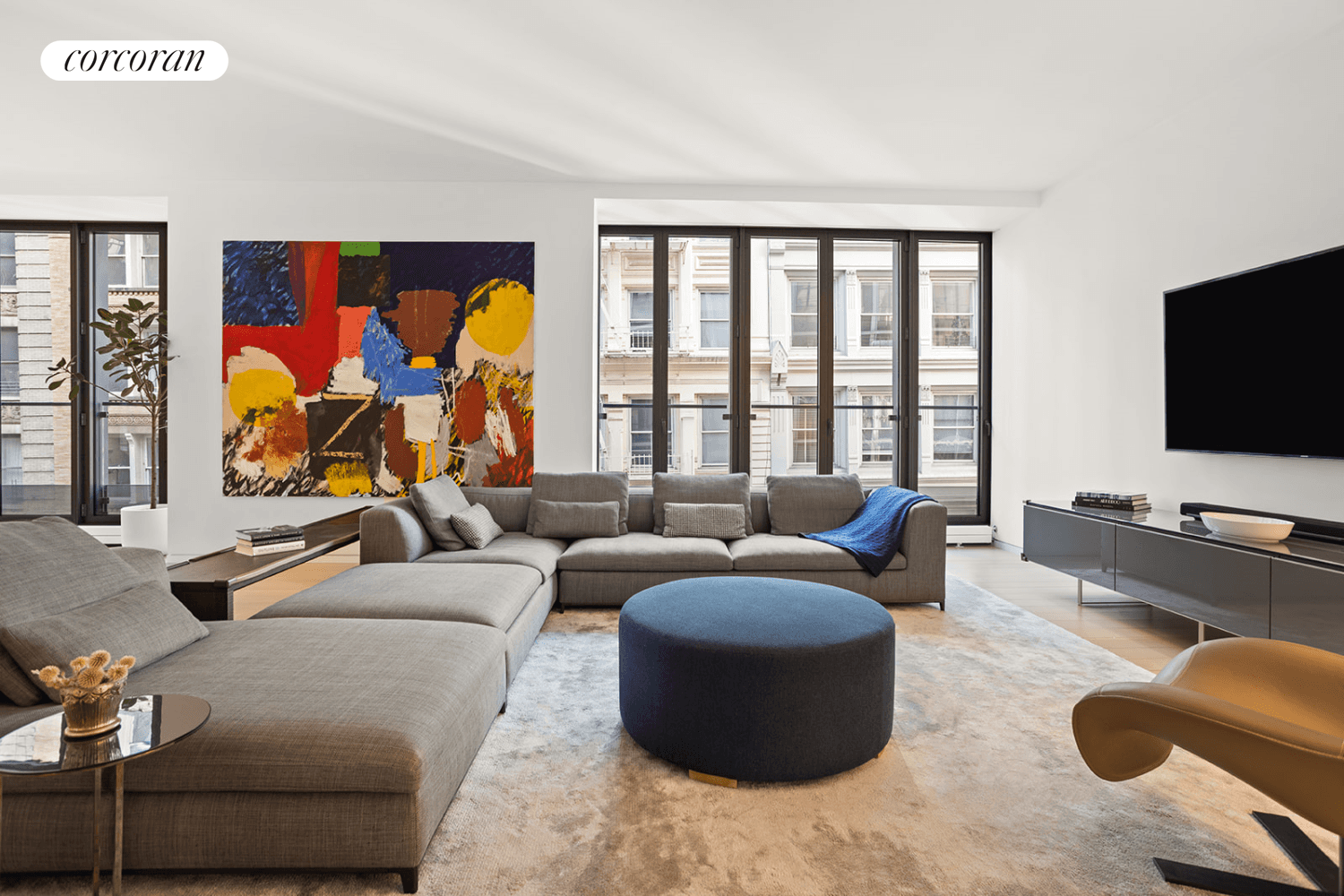 Apartment 4A at 27 Wooster Street, located on Grand Street between West Broadway and Greene Street, combines the modern aesthetics of loft living with the privacy and sophistication of traditional ...