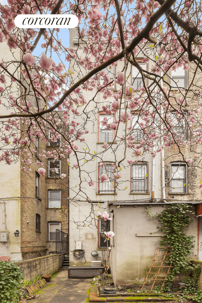 523 W 141st Street is a multifamily townhouse comprised of 4 apartments with 2 bedrooms and one bathroom each.