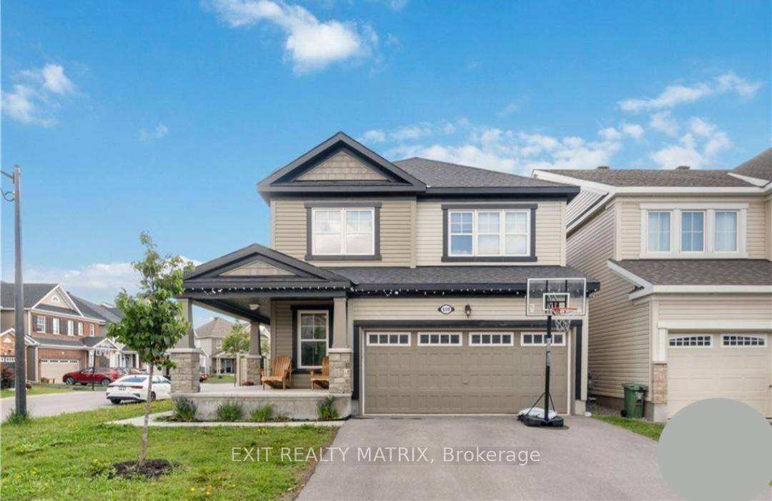 Welcome to 659 Pearl Dace Crescent.