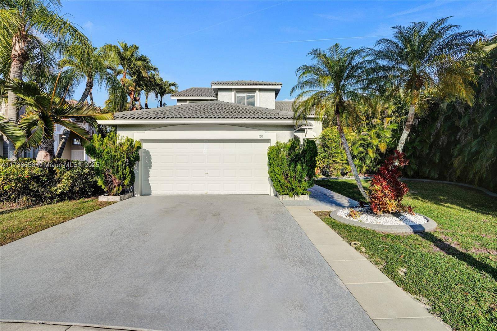 This exceptional two story waterfront pool home is in the highly desired Emerald Sound, within Silver Lakes.