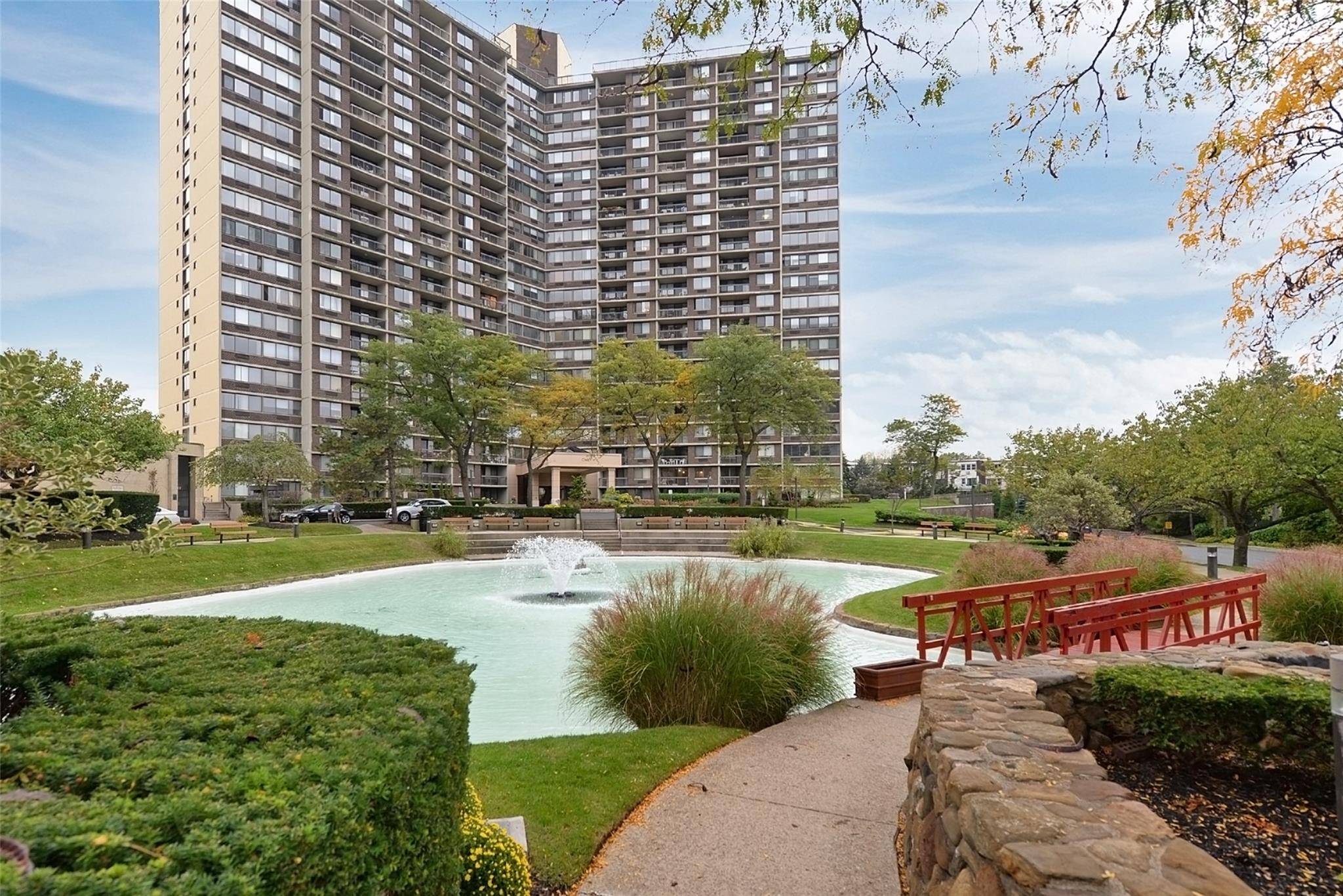 Fabulous Bay Club Gated Community.