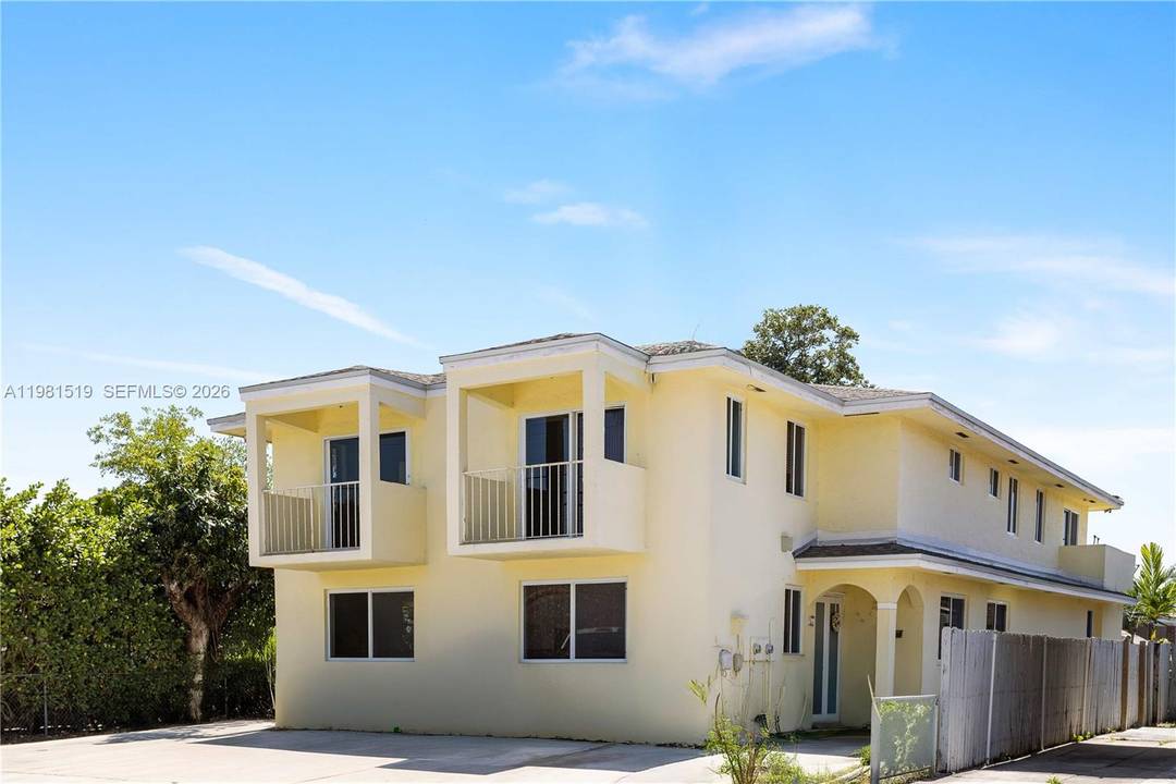 Multi Family property located in the heart of Miami.