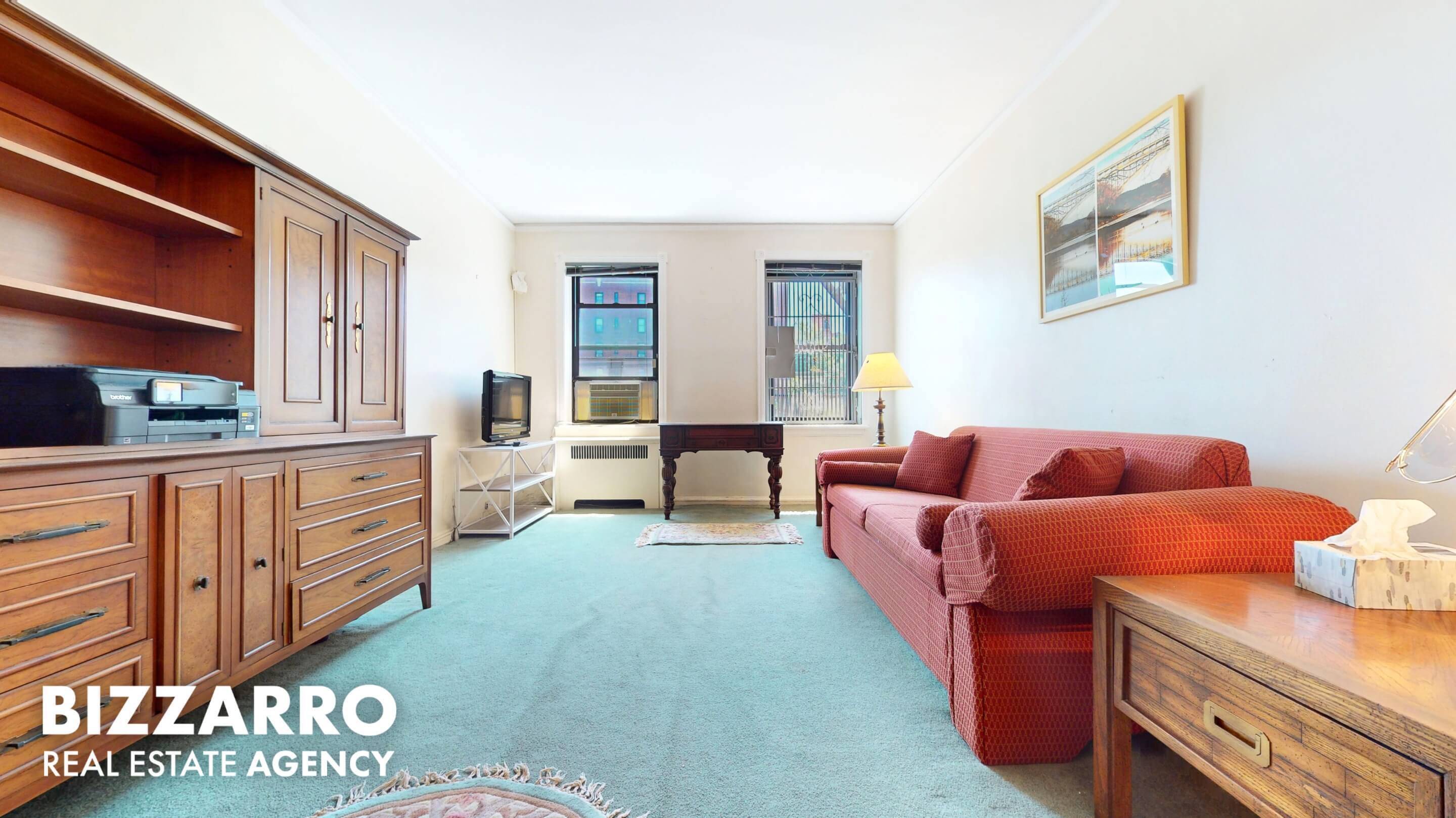 A Spacious Gem in Inwood Hill !
