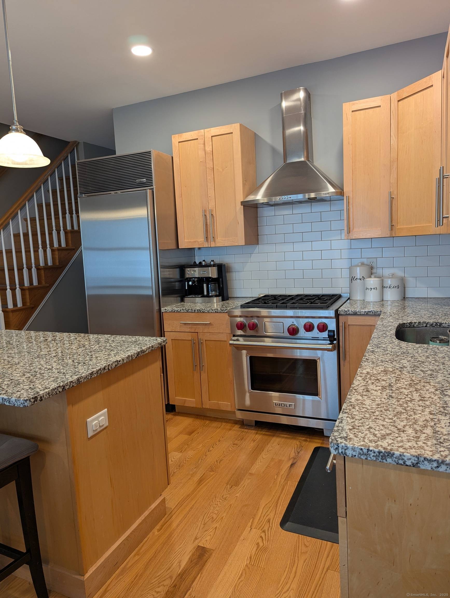 Modern Townhome Minutes from Downtown Stamford Welcome to this recently renovated beautiful townhome in a quiet 12 unit community.