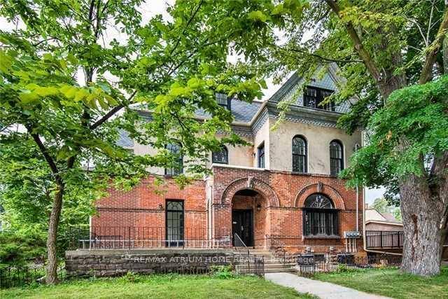 This Is Rosedale ! ! Bordering 2 Of Rosedale's Most Prestigious Streets South Drive amp ; Meredith Cres.