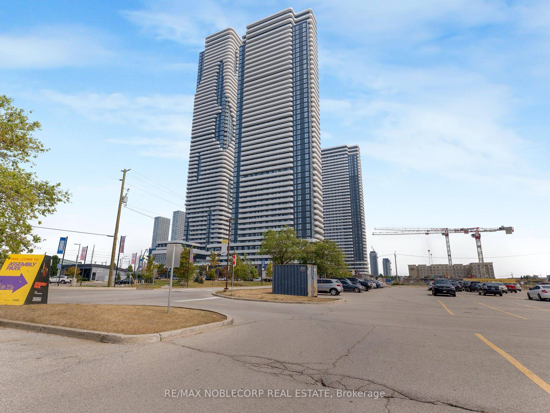 Welcome To The Landmark Towers of South VMC.