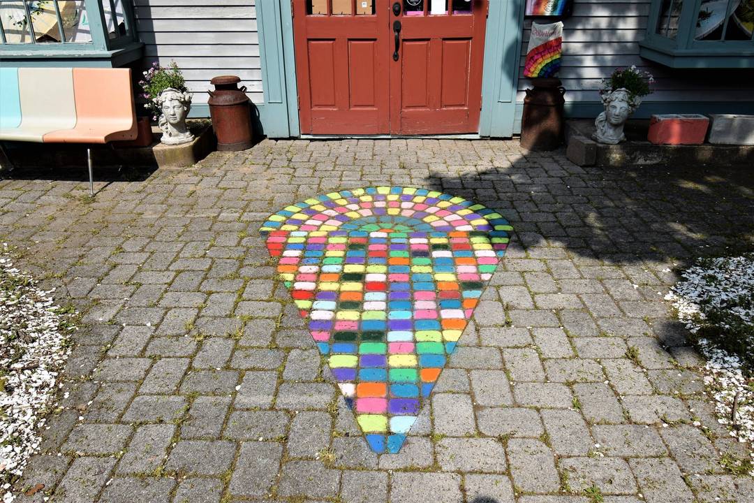 Seize this rare opportunity to own a versatile mixed use property in the heart of beautiful Old Lyme !