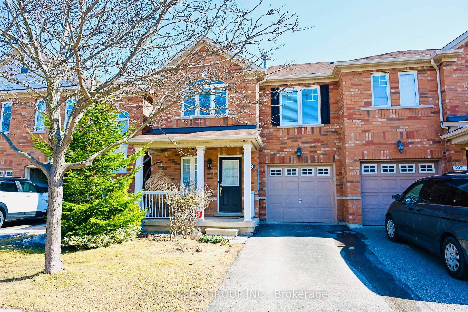 Wow ! A Spacious amp ; Beautifully Designed Oakville Townhome.