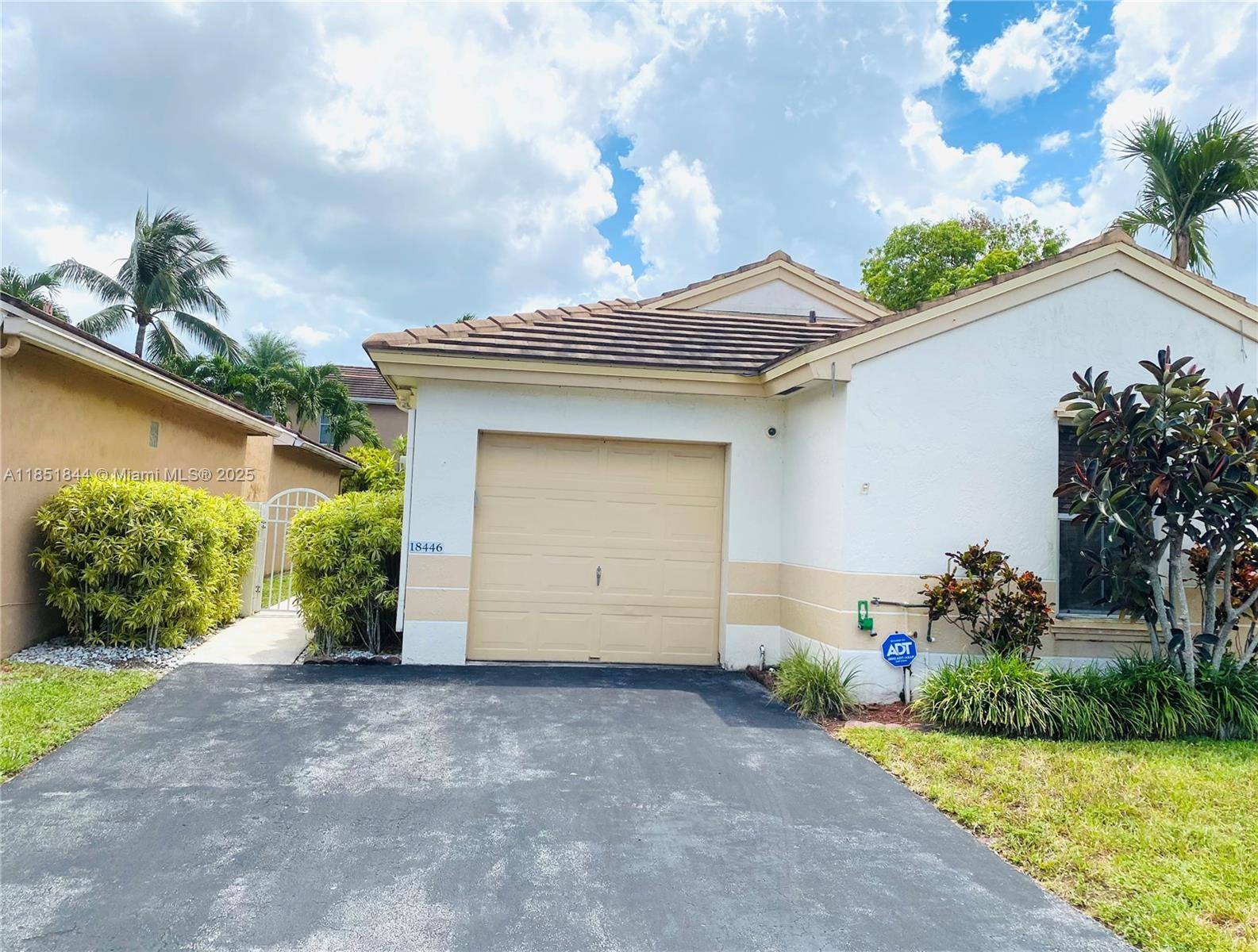 An incredible opportunity awaits in the highly desirable Chapel Trail community in West Pembroke Pines !