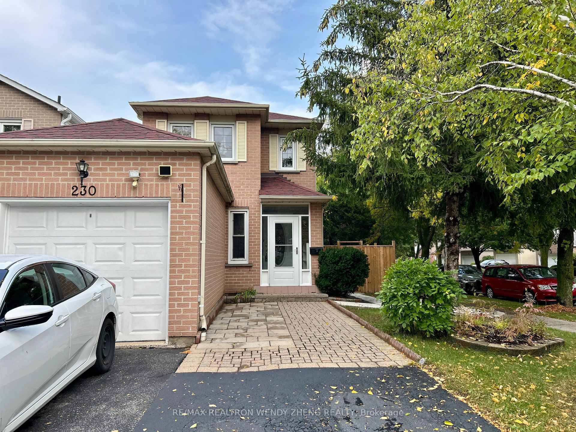 Beautiful well maintained detached 2 storey home Main amp ; Second Floor in the highly desirable Milliken community, with bright and spacious open concept layout.