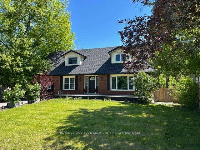 Prime Location With All The Beauty Of Nature, Walking Distance To Convenience Store, Gas, And Eight Minutes To Shopping And Restaurants.