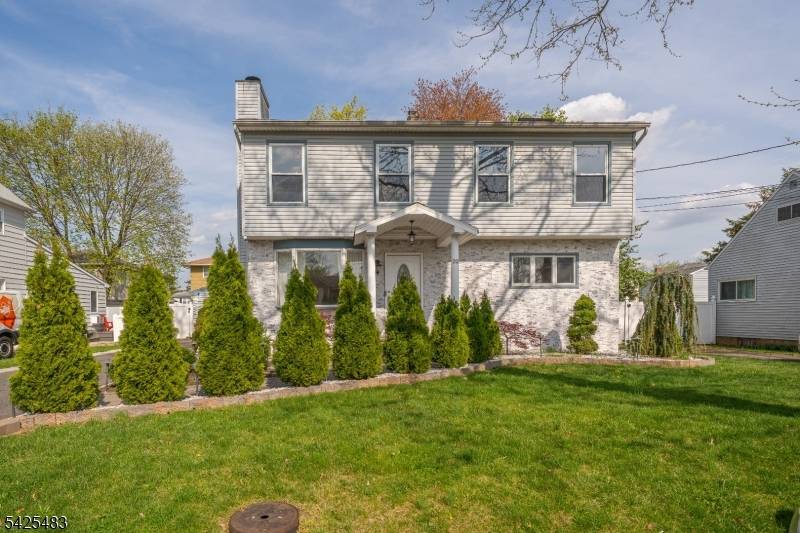 Welcome home to 243 N 12th St in Kenilworth !