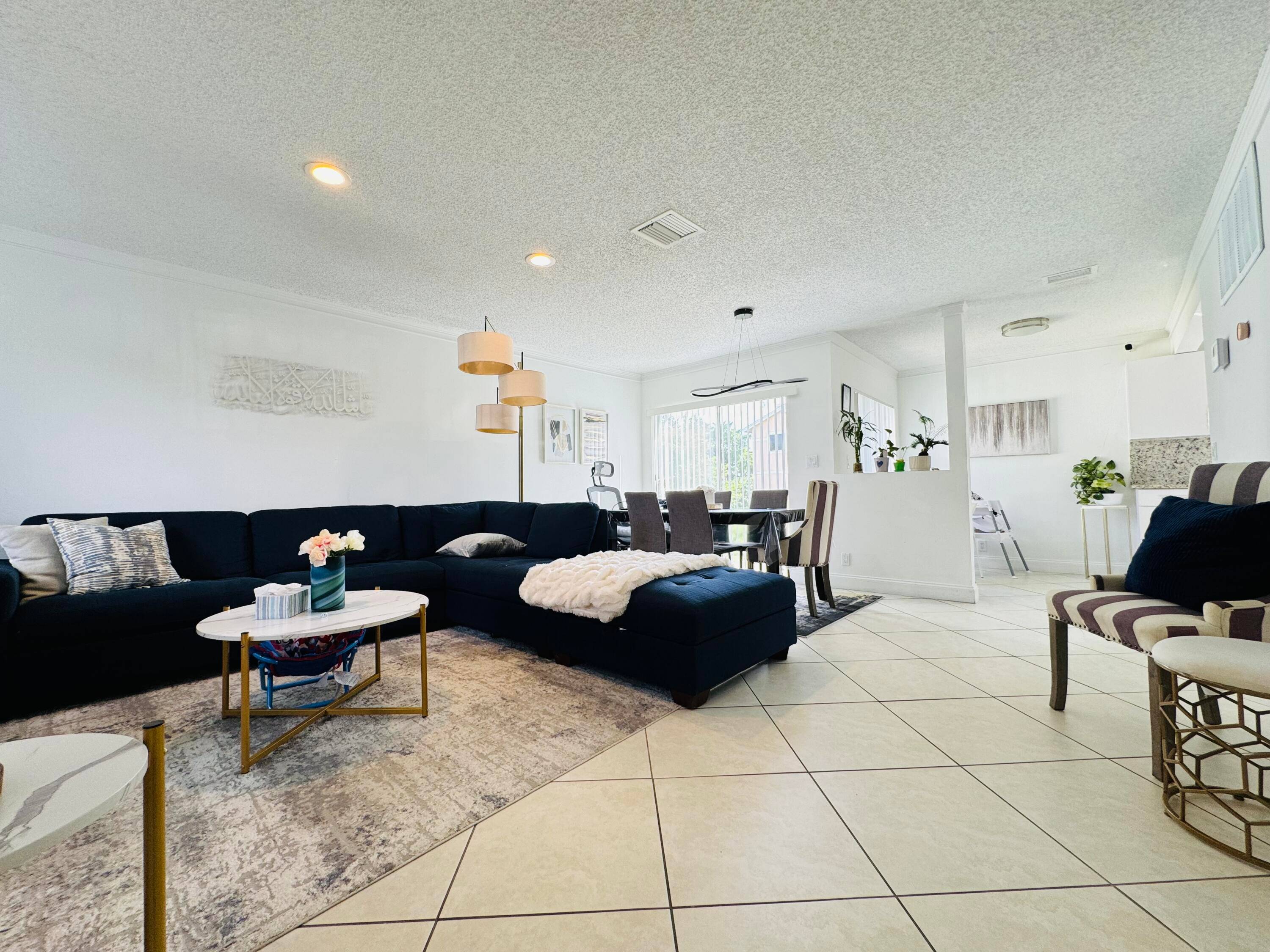 amazing opportunity to own this beautiful 2 bedroom, 1.