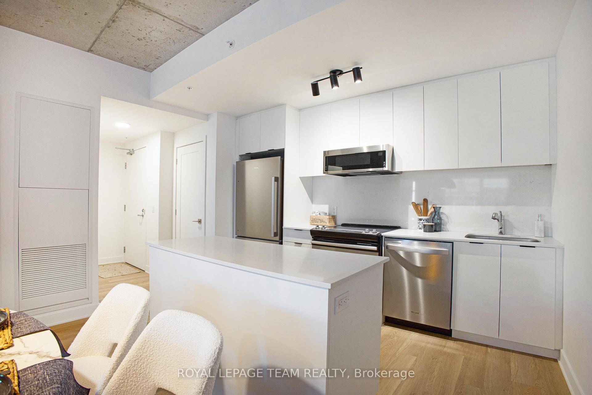 This spacious 3 bedroom apartment, a rare offering in this market with only a limited number of units available.