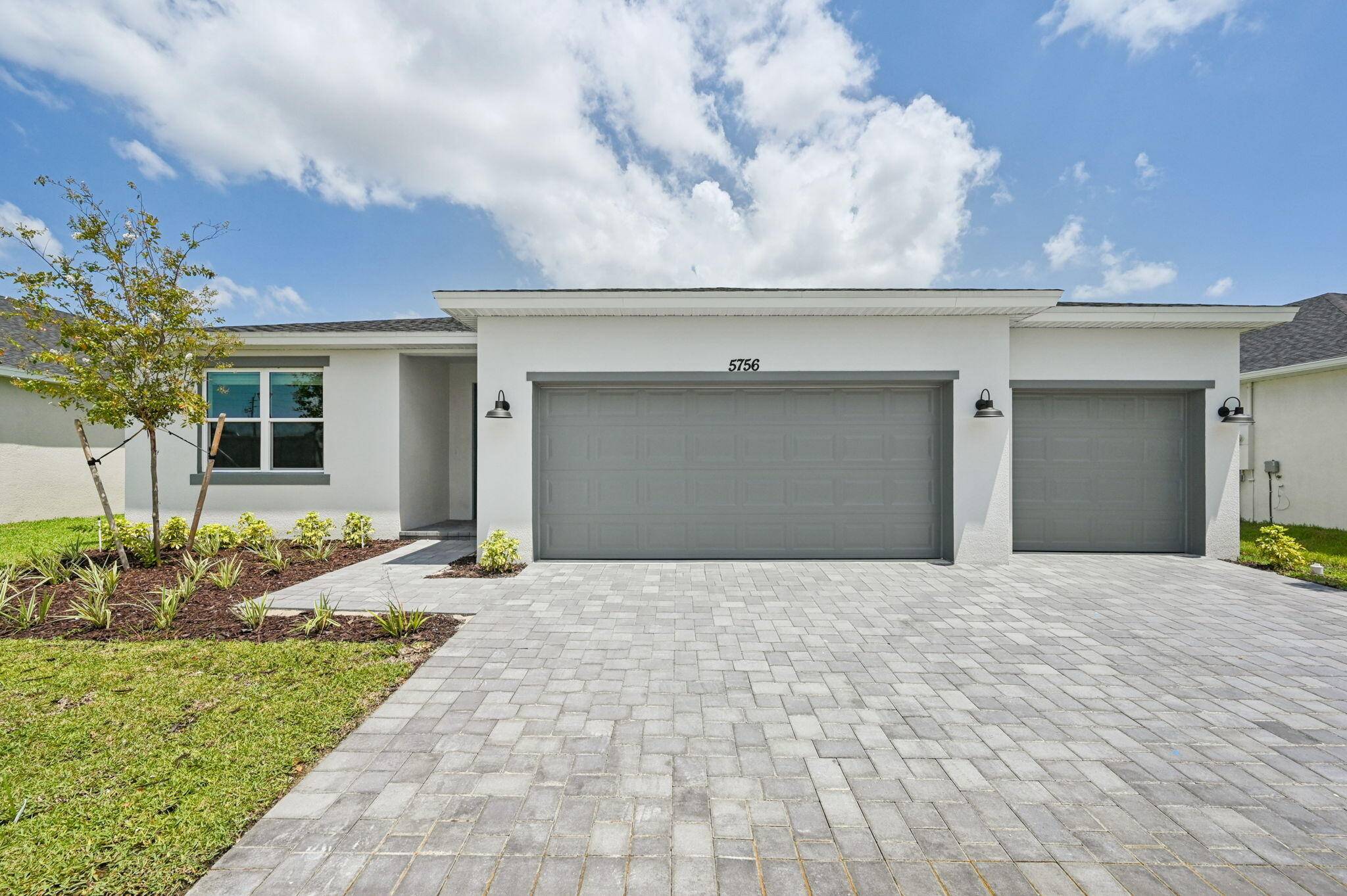 Brand new, energy efficient lakefront home !