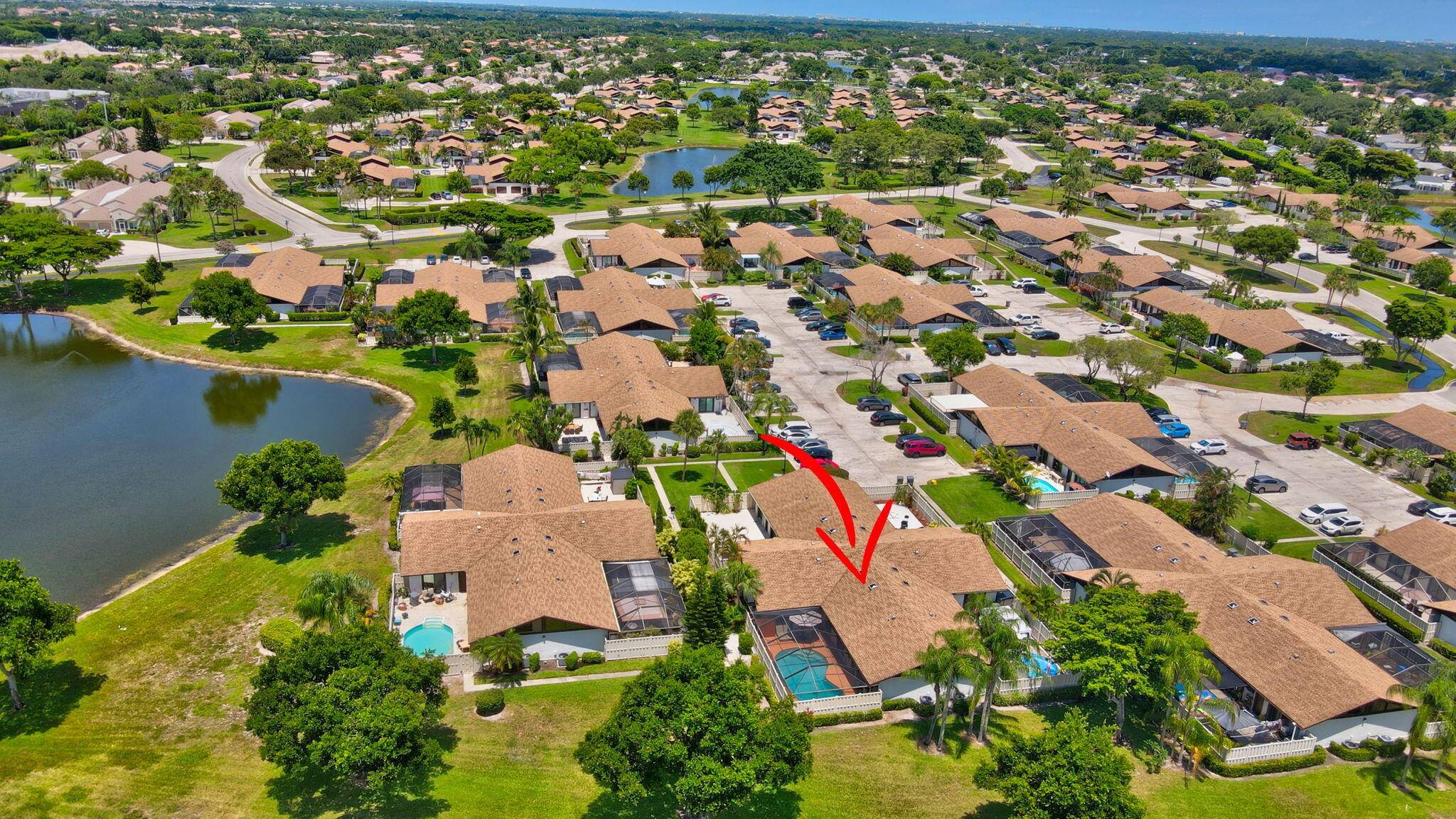 Gorgeous Townhouse with private pool in Boca Gardens Move in Ready !
