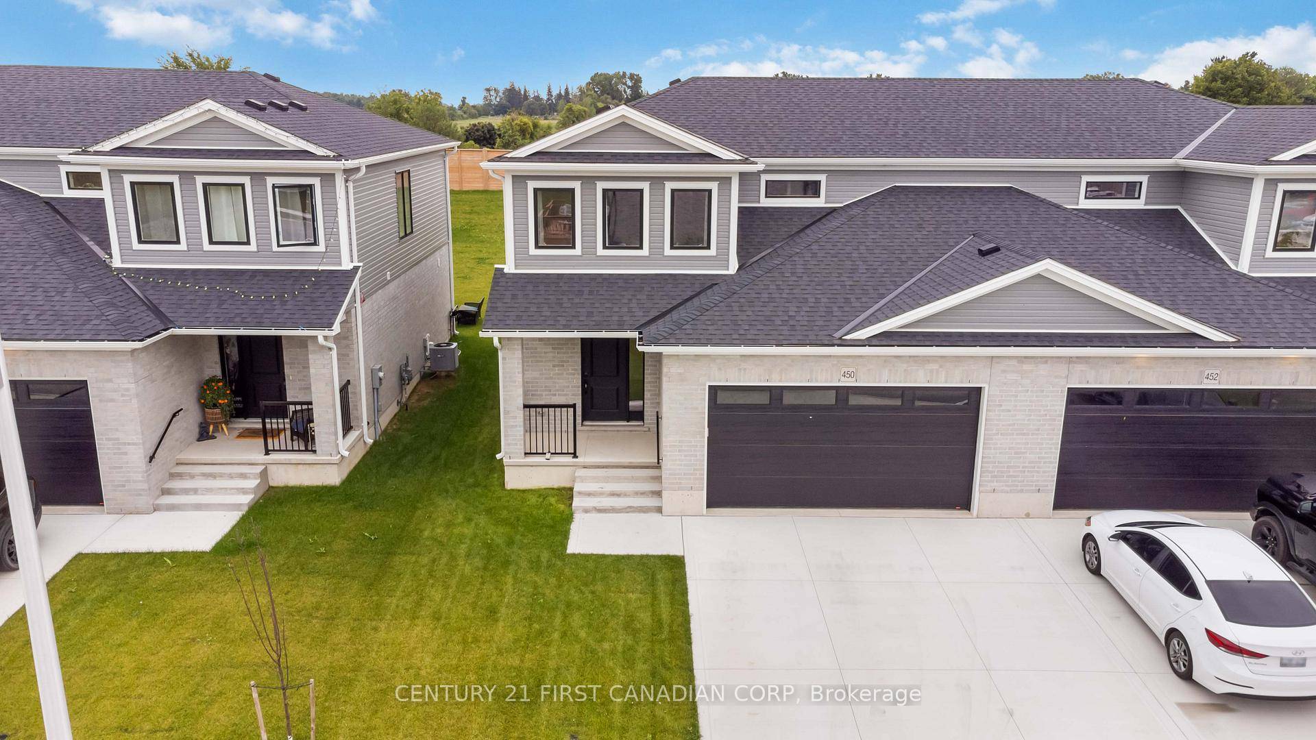 This stunning, better than new 2 storey semi detached home offers 1, 736 sq.