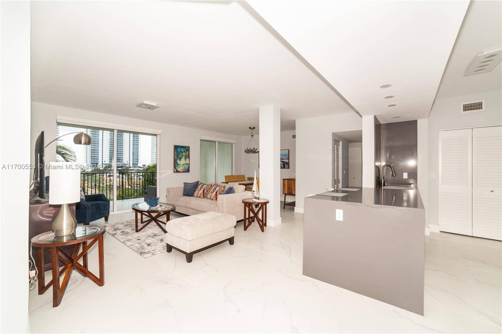 ONLY PENTHOUSE PALLADIO MODEL.