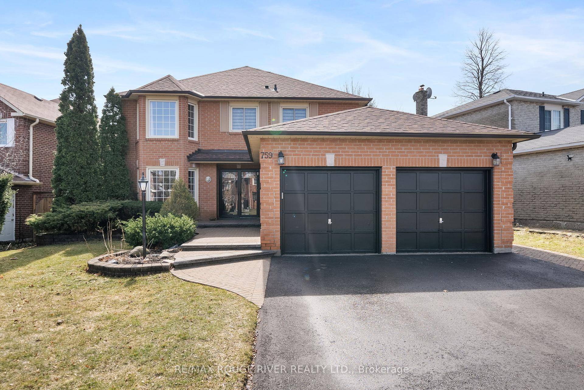 Elevate Your Everyday in the coveted Enclave of Amberlea, one of Pickering's most desirable family friendly neighbourhoods.