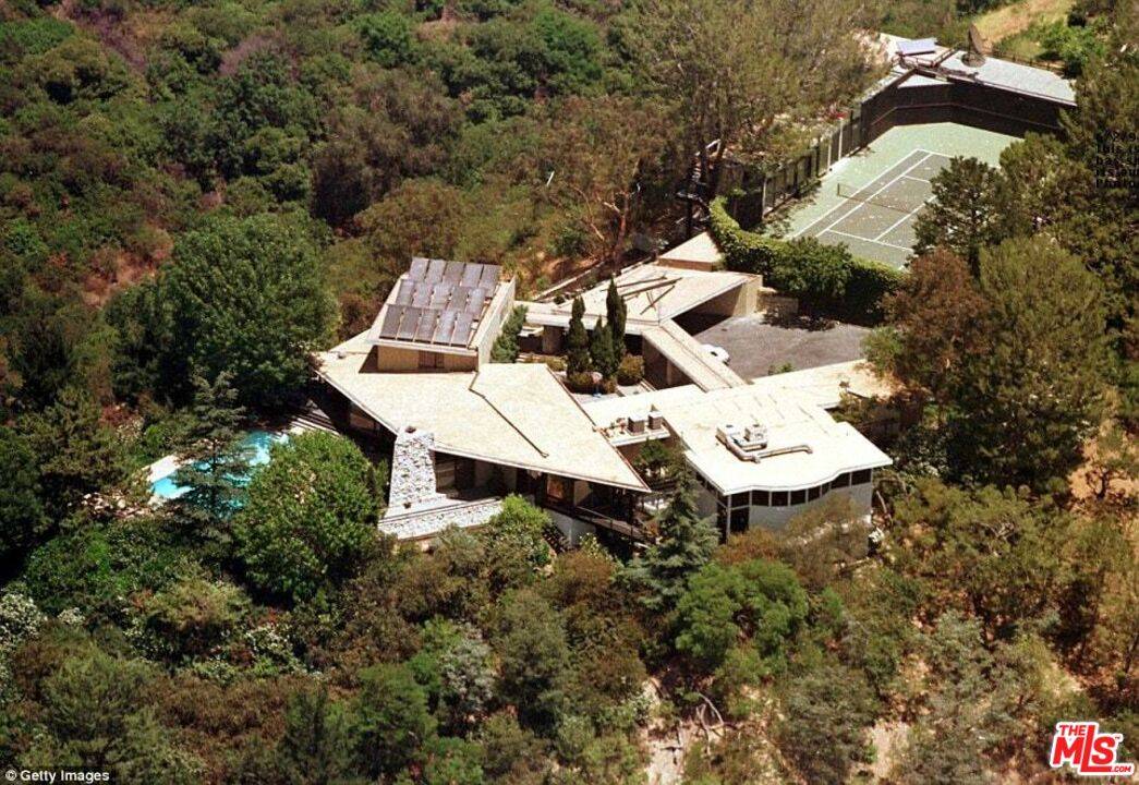 2859 Coldwater Canyon Dr 7BR Beverly Hills Post Office | B.H.P.O. La