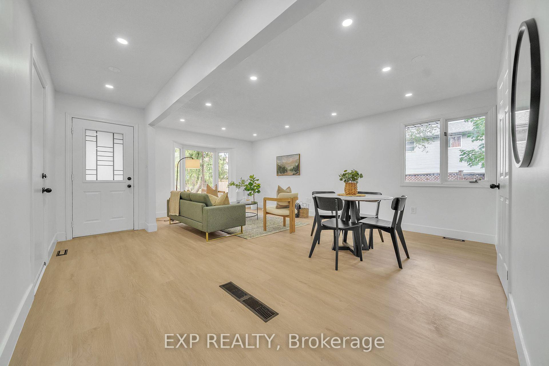 Wont last long ! Attention 1st Time Home Buyer amp ; Investor !