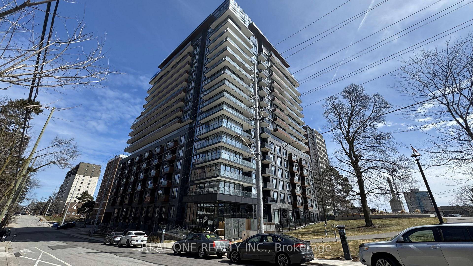 Luxurious 1 Plus Den Condo Unit with High End Finishes.
