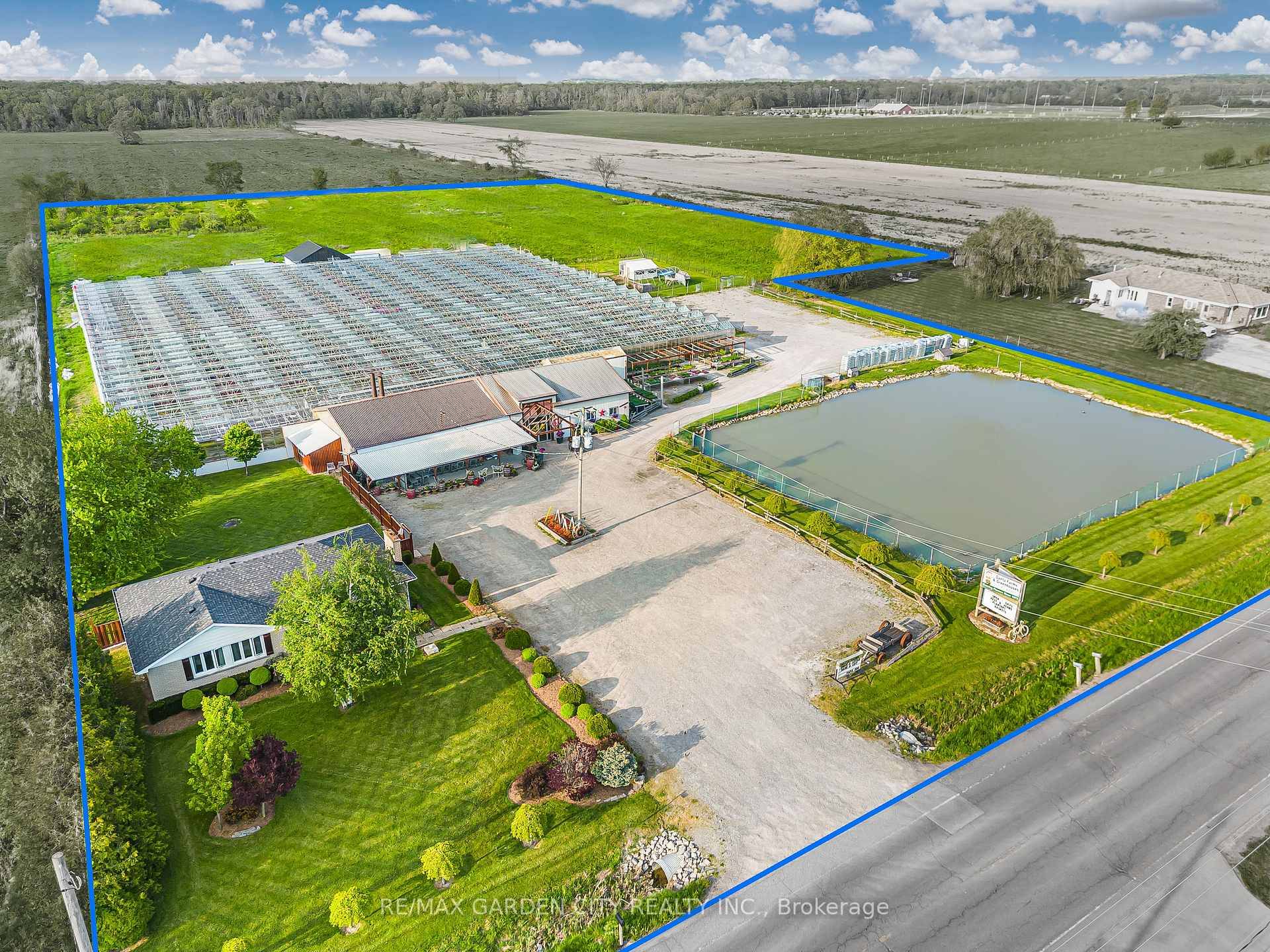 Incredible opportunity to own a versatile 9 acre property offering both residential comfort and commercial potential, ideally located just 10 minutes from the QEW and close to major roads and ...