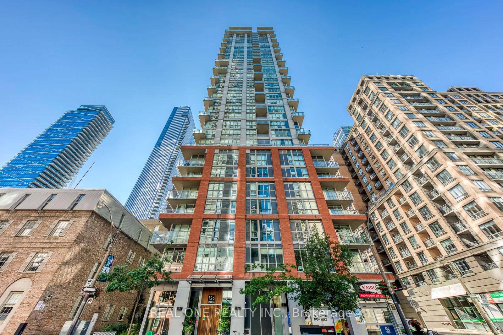 Beautiful Corner Unit with Wrapped up Balconies, Lots of Natural Lights and Clear Views.