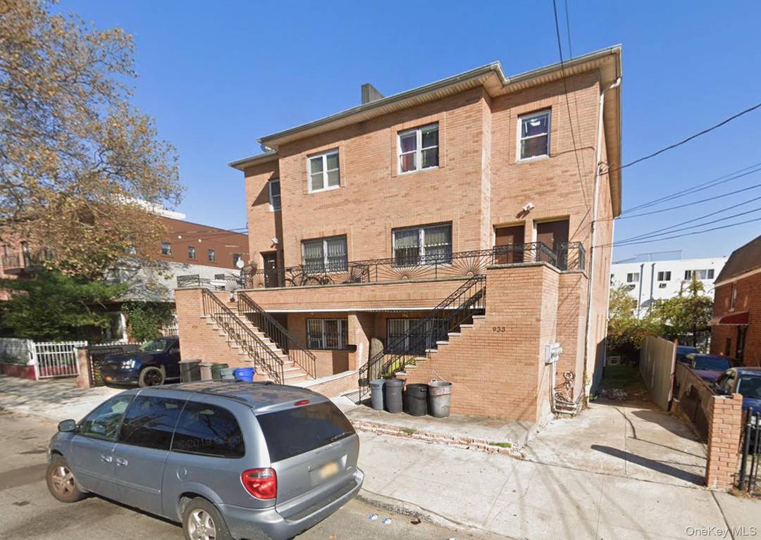 WELCOME TO 929 AND 933 CLEVELAND STREET BROOKLYN NY 11208, BEING SOLD CURRENTLY WITH NO ACCESS AND NONE PAYING TENANTS, OWNER IS VERY MOTIVATED, WANTS TO HEAR ALL OFFERS, SPECIALLY ...
