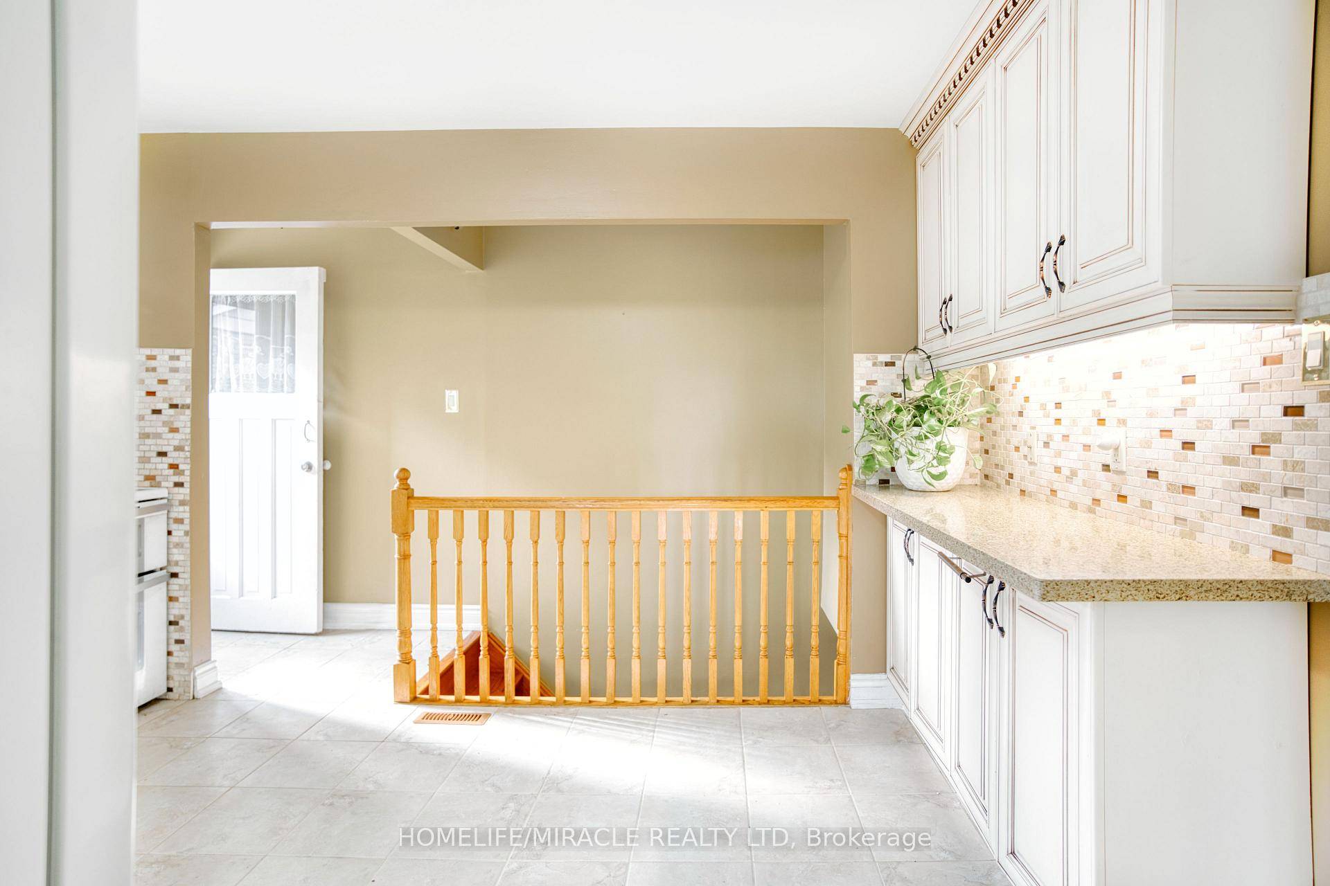 Welcome to your future home in the heart of Mississauga !