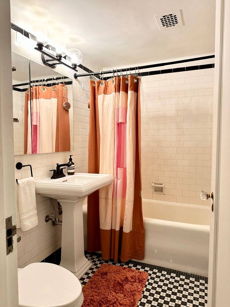 An exceptional pre war home awaits in West Chelsea !