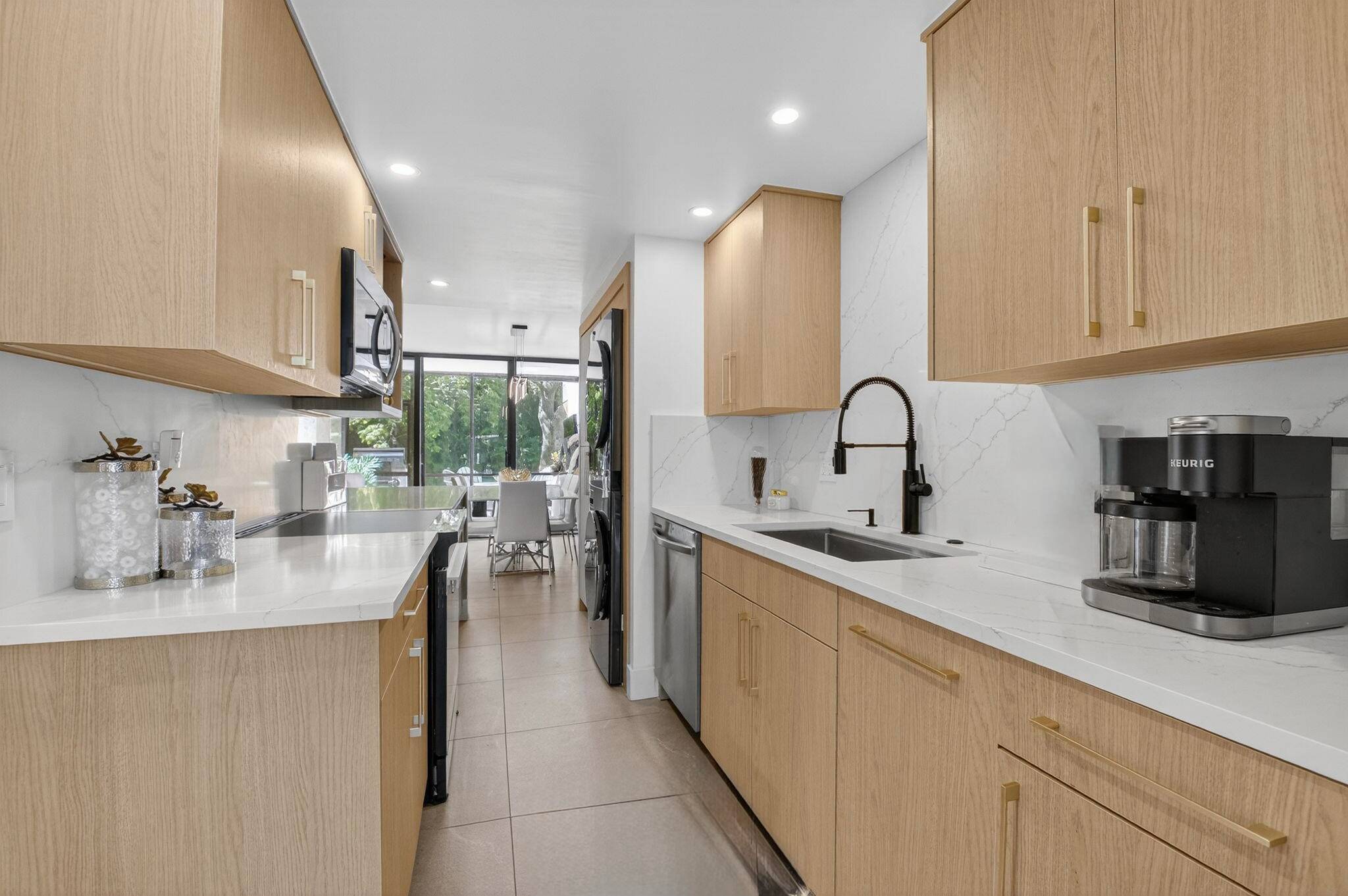 Welcome to an exquisite condo living in Boca West Country Club.