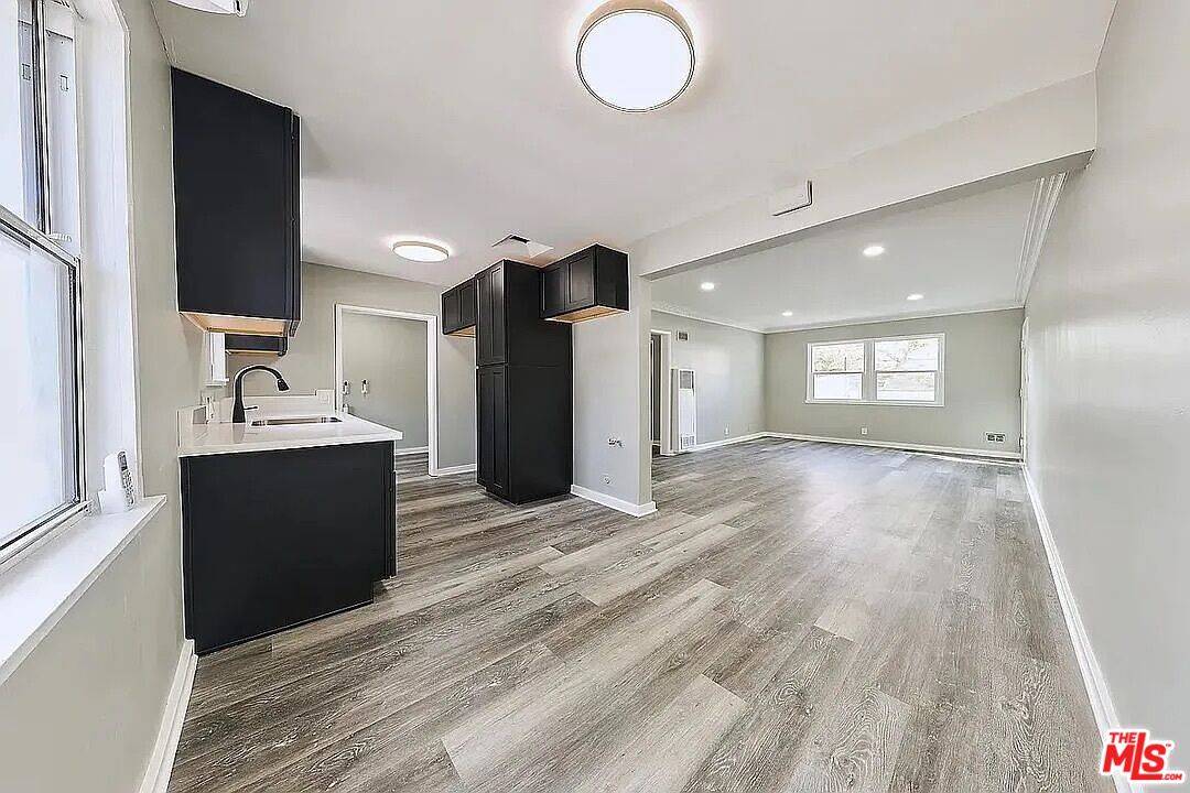 582 Venice Blvd 2BR Marina Del Rey La