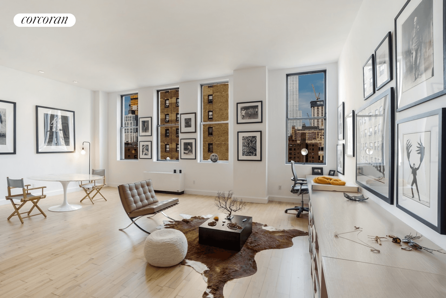 Experience the vibrant culture and 24 hour community of West Chelsea in this sleek, modern condominium at Loft 25.