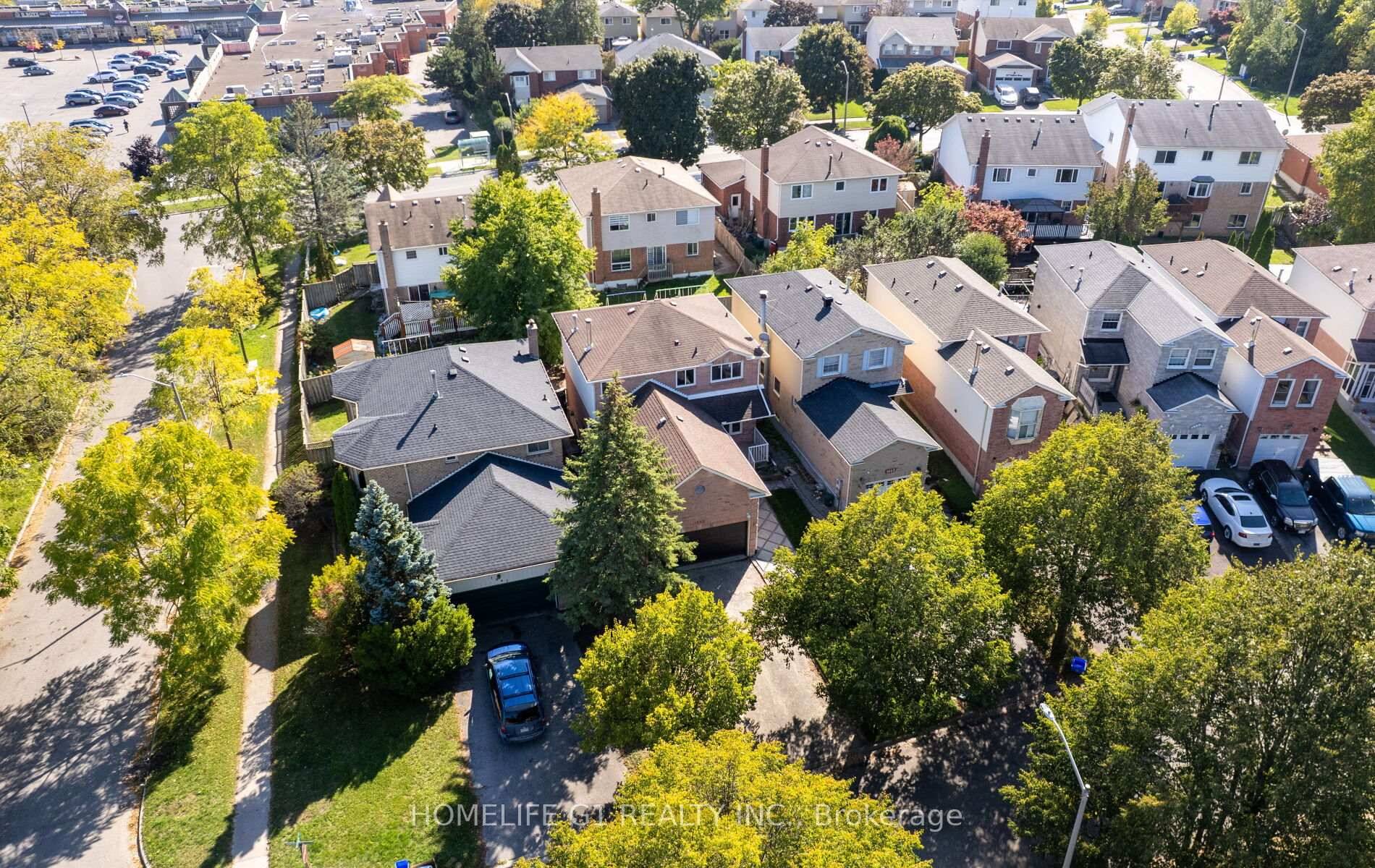 Nestled in one of Pickerings most prestigious and sought after enclaves, 1665 Tawnberry Street presents a rare opportunity to own a spacious and meticulously maintained 2 Story Detached Property.