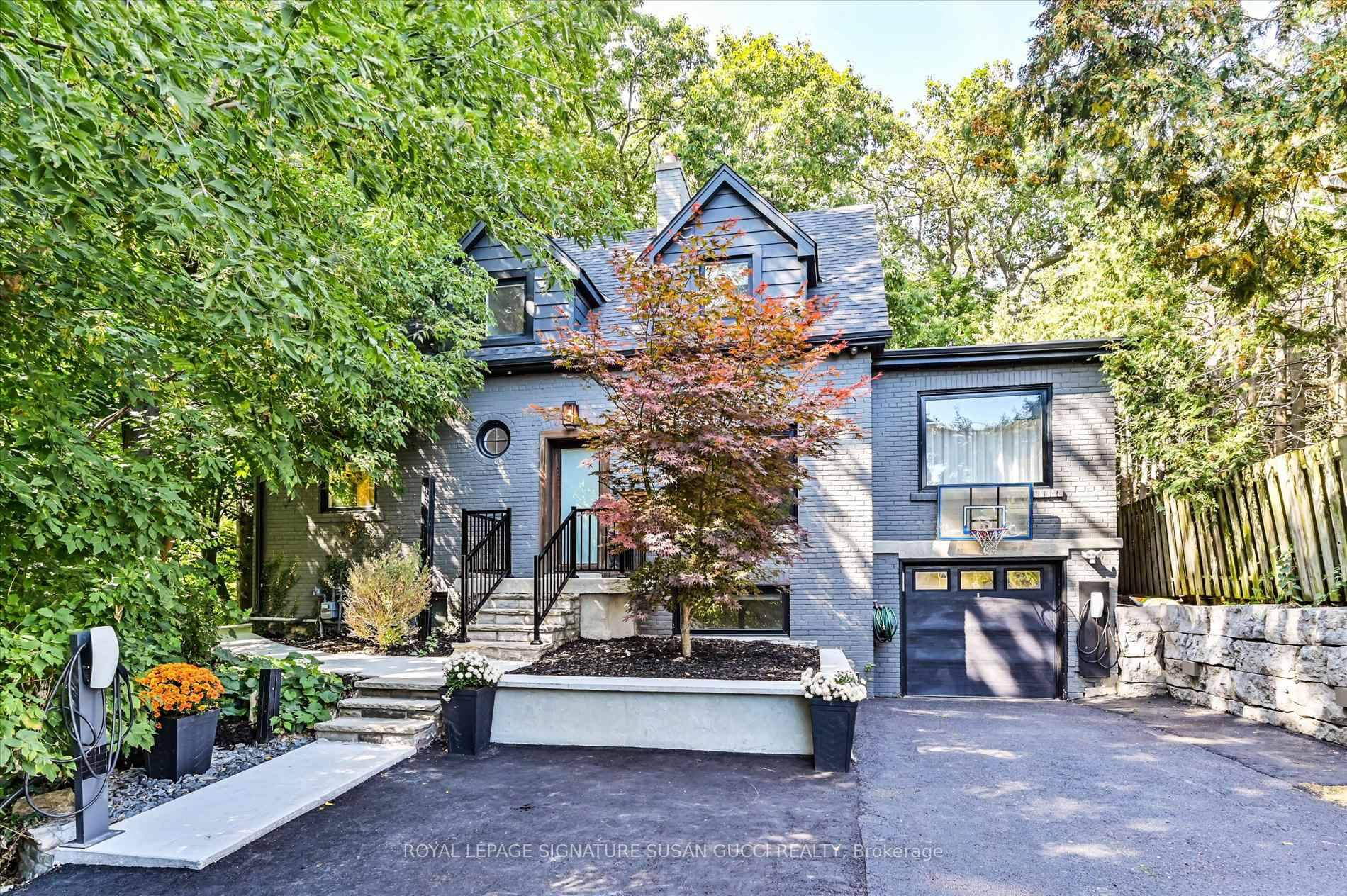 Welcome to 34 Glenwood Crescent, where city living melts away the moment you turn onto this enchanting no exit street.