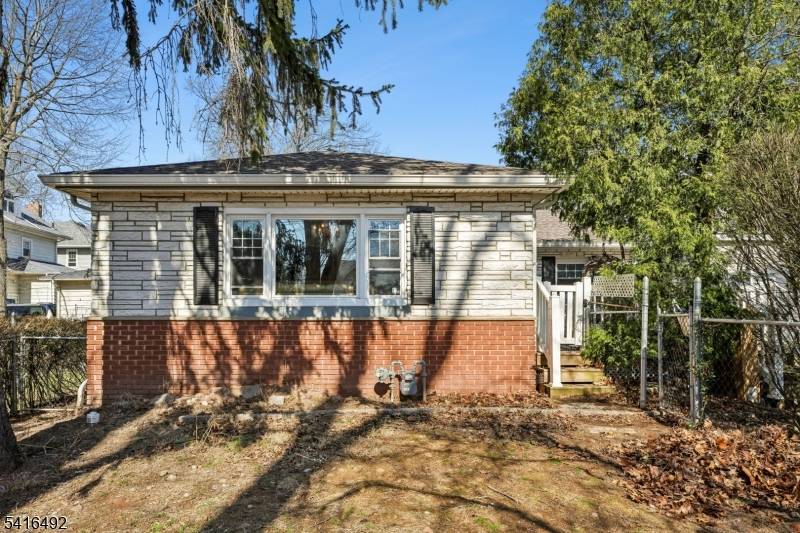 Opportunity in desirable Rutherford !