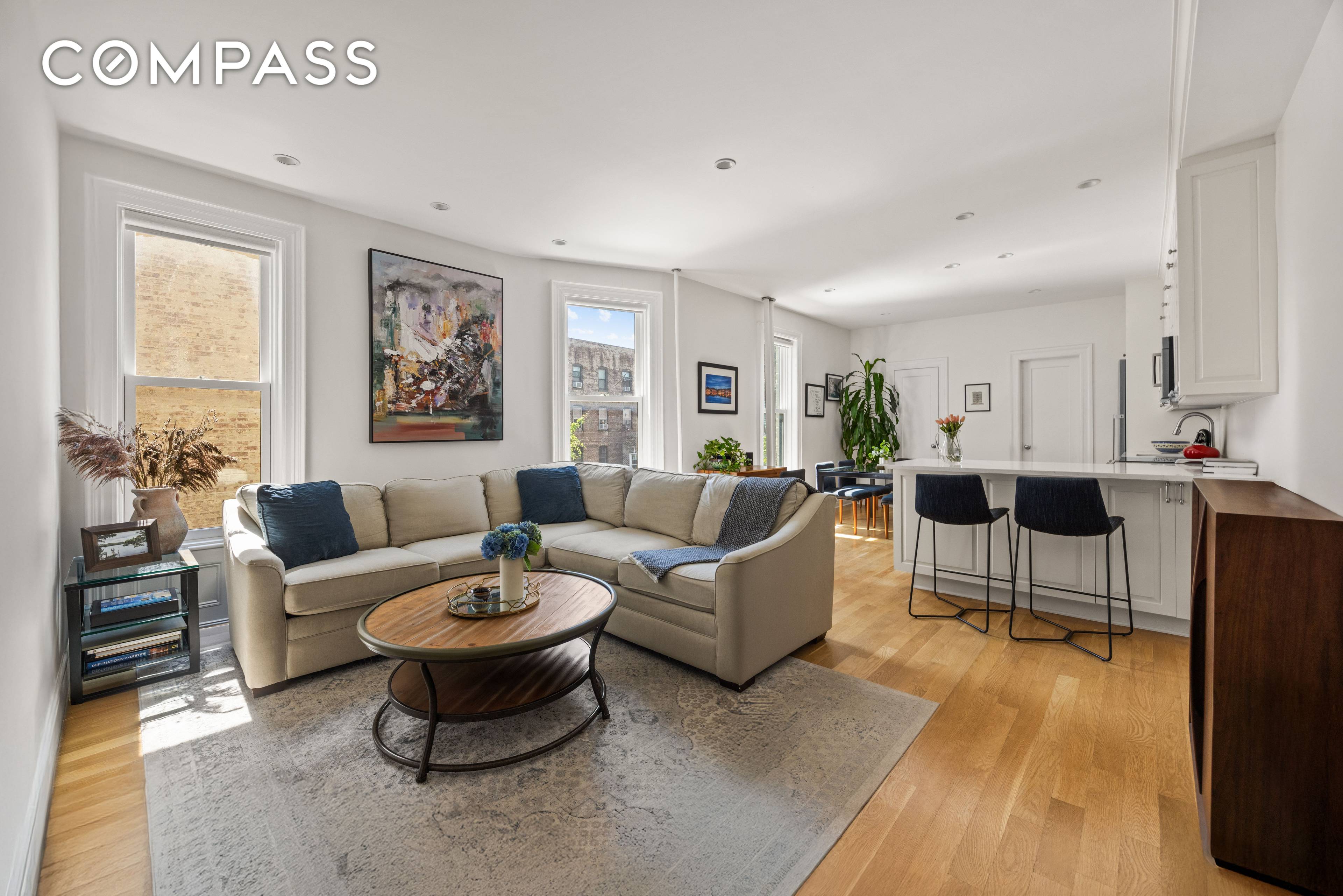 Renovated park block 2 bed condo with an in unit washer dryer, private storage and central AC.