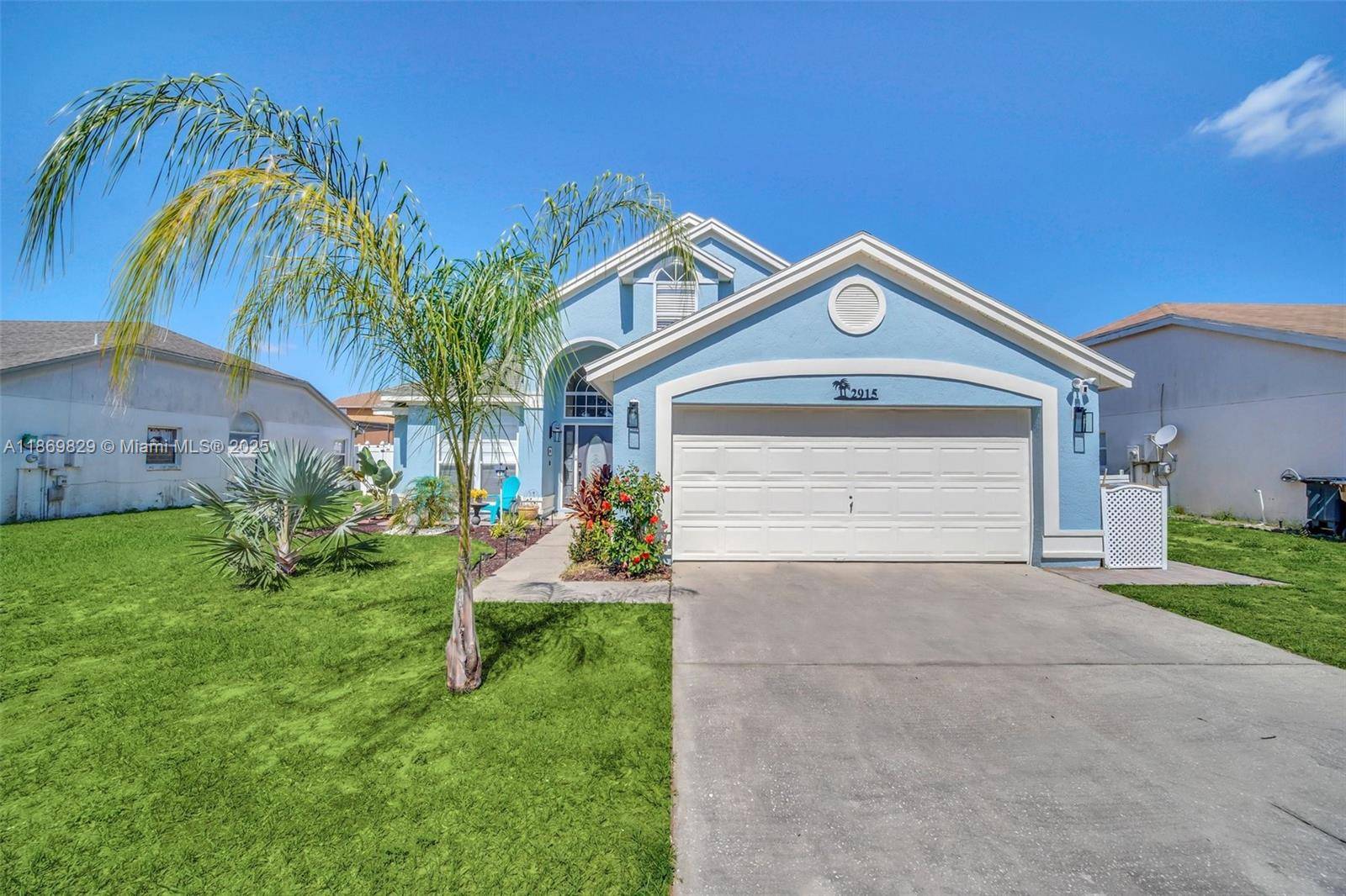 Beautiful home located in the heart of Kissimmee just minutes away from Disney Parks.