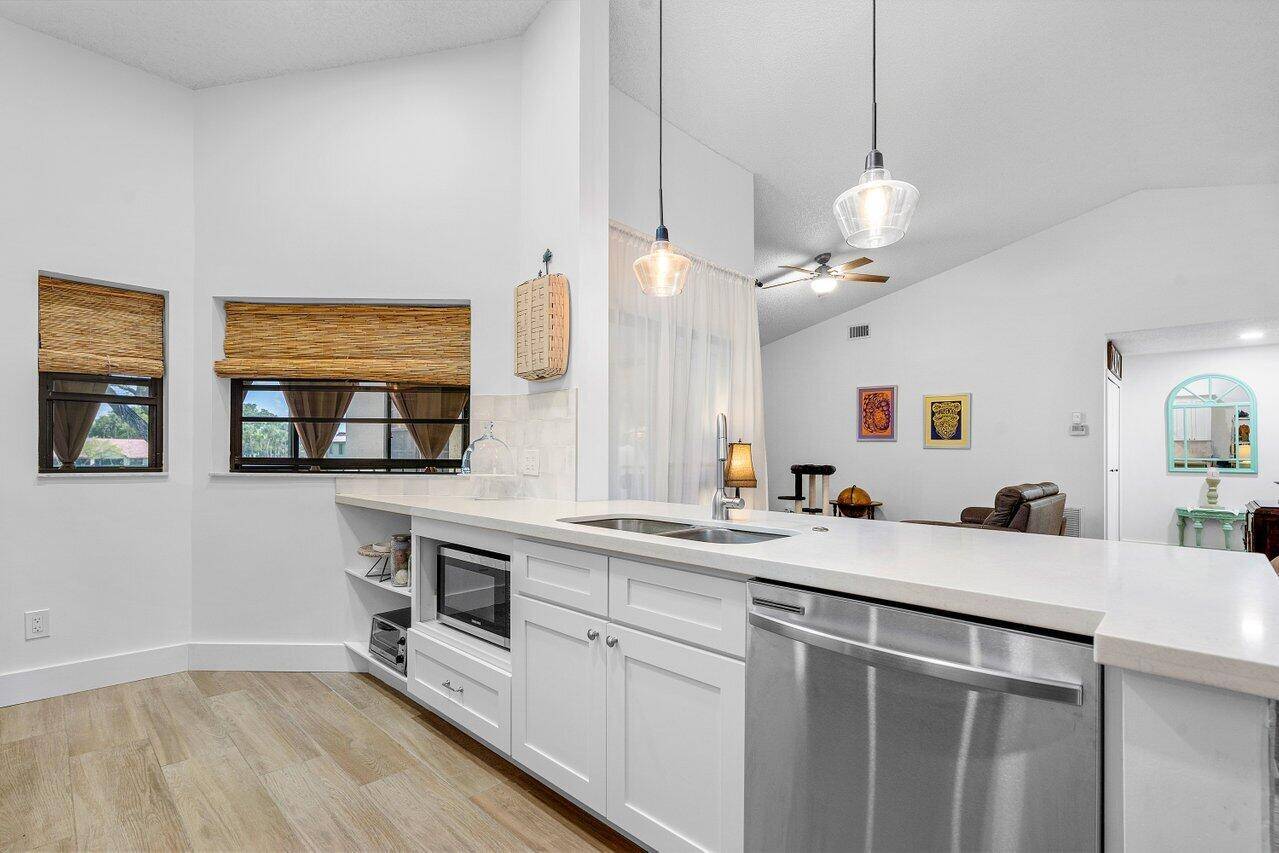 Discover luxury in this stunning 2BD 2BA condo, fully remodeled in 2021 !