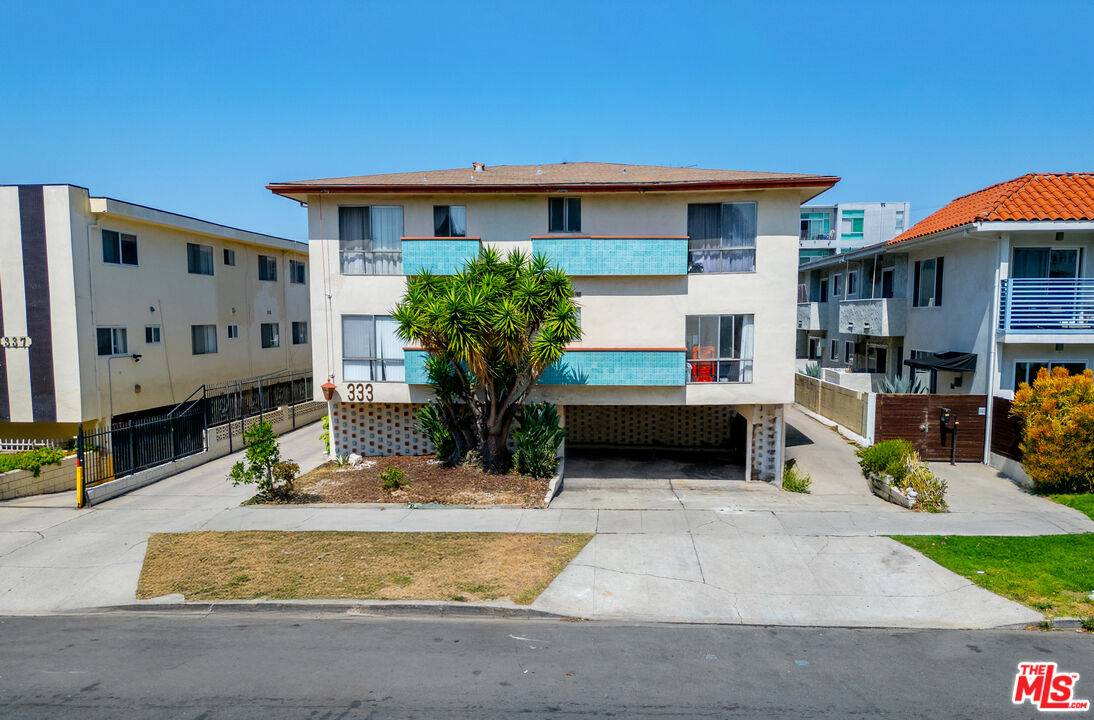 333  S Serrano Ave 18BR La